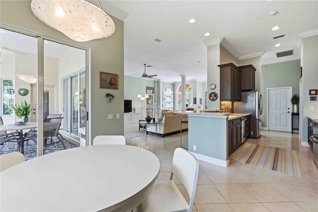 5256 E 88th Street Bradenton FL 34211