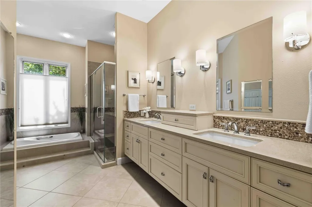 5256 E 88th Street Bradenton FL 34211