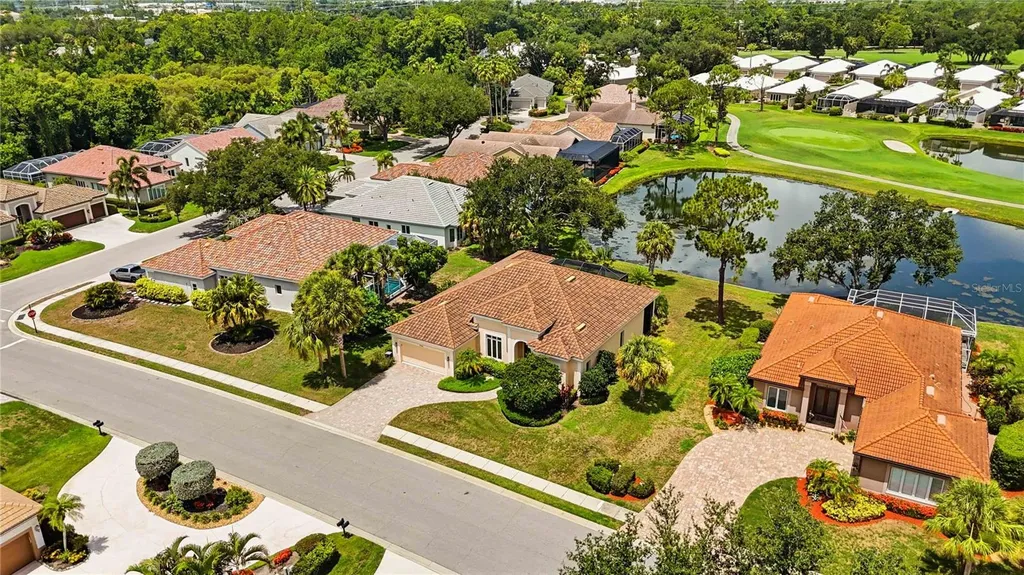 5256 E 88th Street Bradenton FL 34211