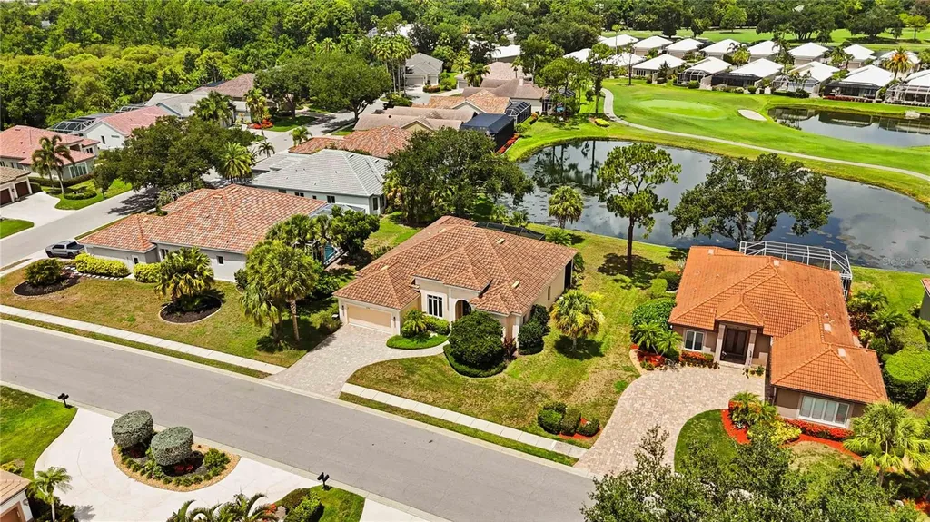 5256 E 88th Street Bradenton FL 34211