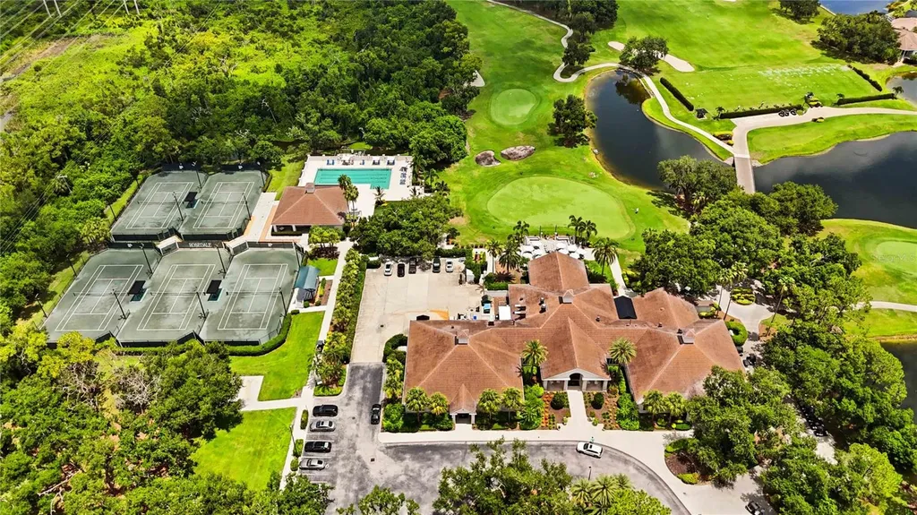 5256 E 88th Street Bradenton FL 34211