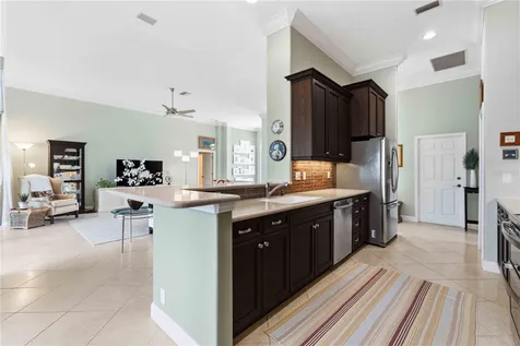 5256 E 88th Street Bradenton FL 34211