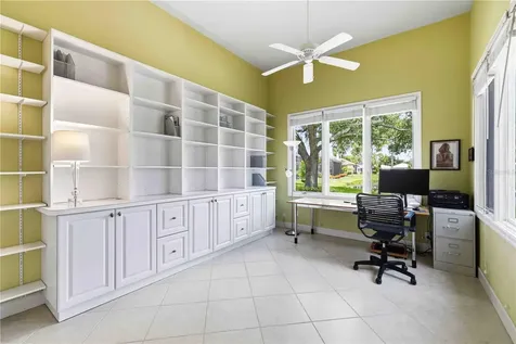 5256 E 88th Street Bradenton FL 34211