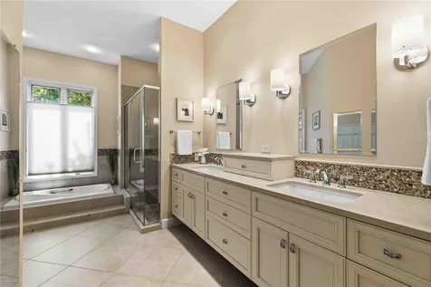 5256 E 88th Street Bradenton FL 34211