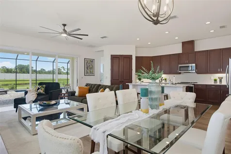 6211 W Fallsgrove Lane Port Orange FL 32128