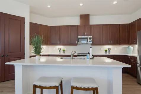 6211 W Fallsgrove Lane Port Orange FL 32128