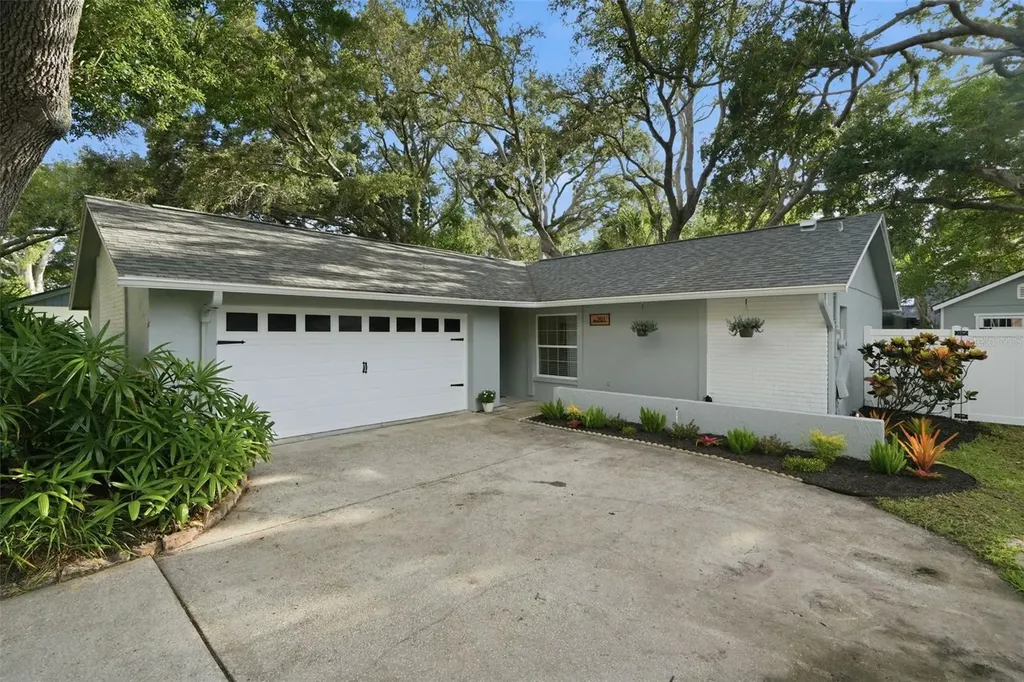 201 Arbor Glen Drive Palm Harbor FL 34683