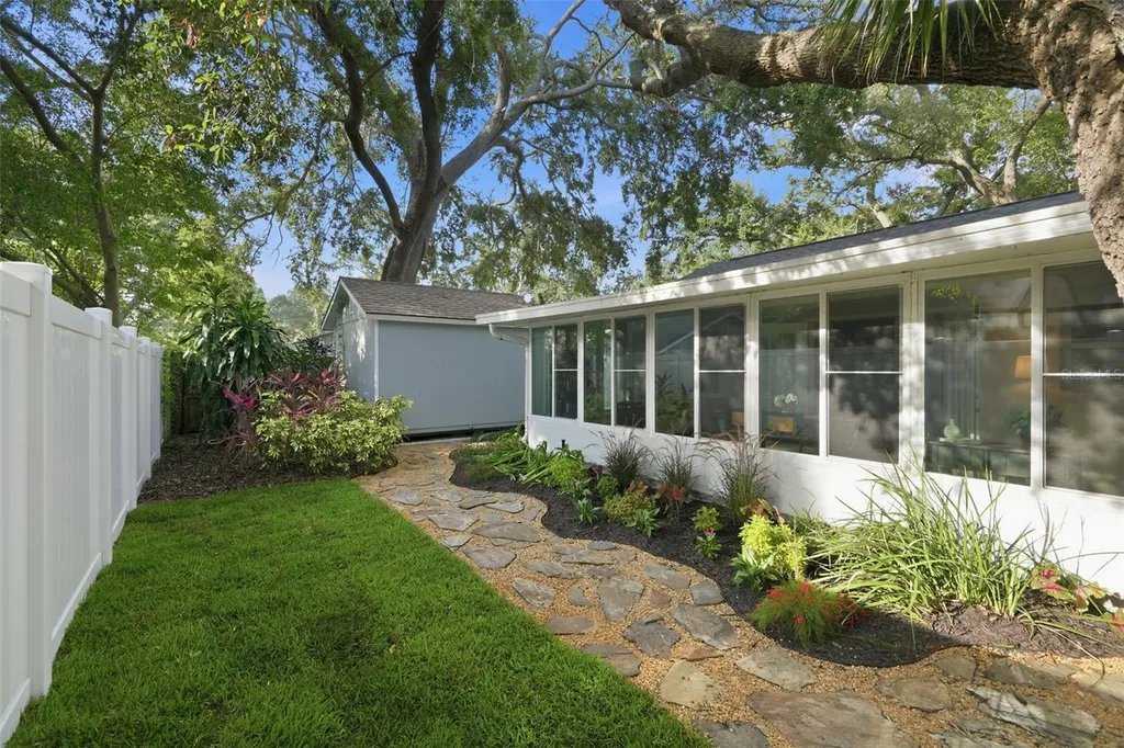 201 Arbor Glen Drive Palm Harbor FL 34683