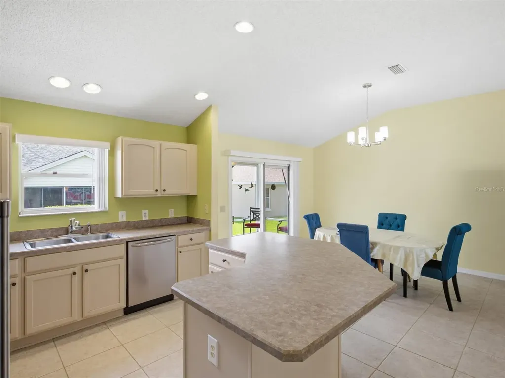 2707 La Posada Drive The Villages FL 32162