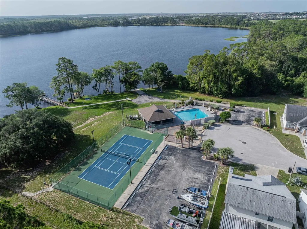 612 Allison Avenue Davenport FL 33897
