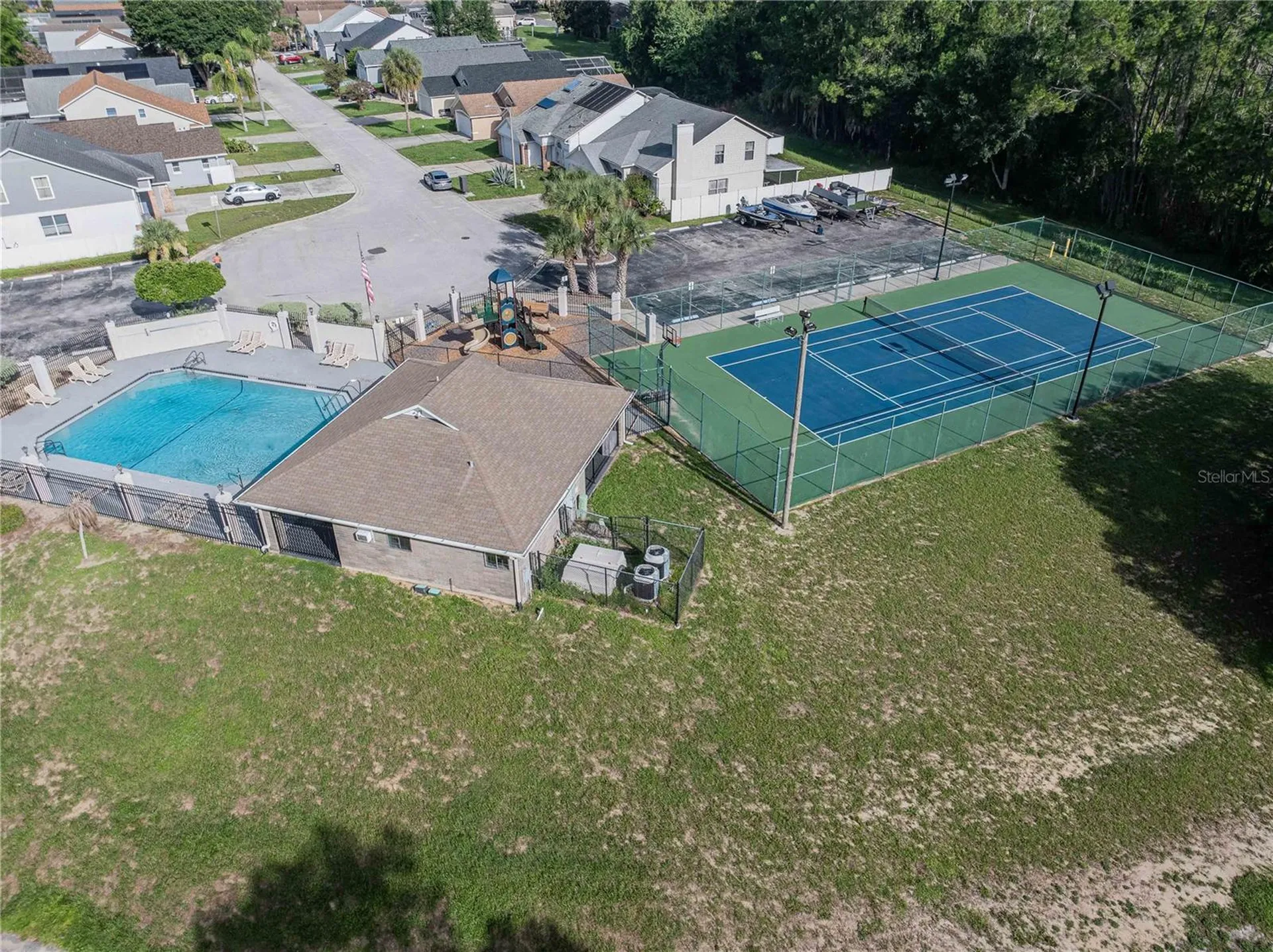 612 Allison Avenue Davenport FL 33897