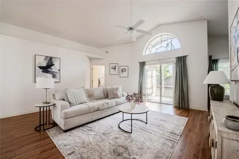 612 Allison Avenue Davenport FL 33897