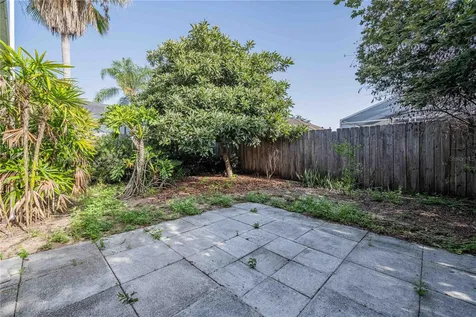 612 Allison Avenue Davenport FL 33897