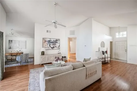 612 Allison Avenue Davenport FL 33897