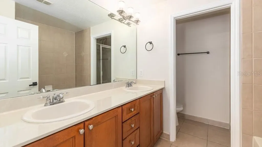 10020 Regent Park Drive Orlando FL 32825