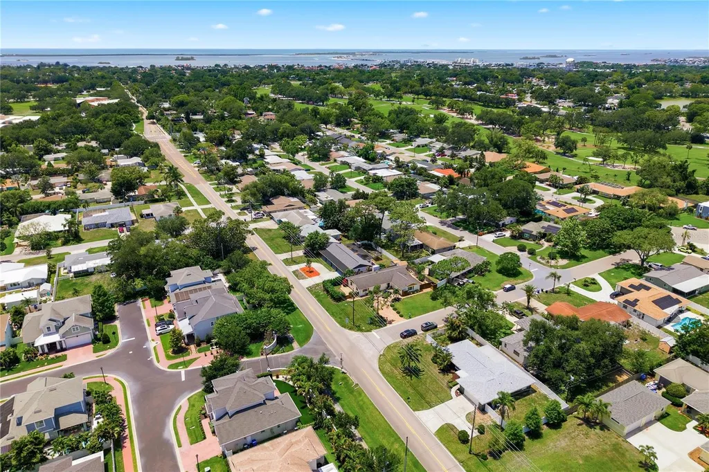1290 Michigan Boulevard Dunedin FL 34698