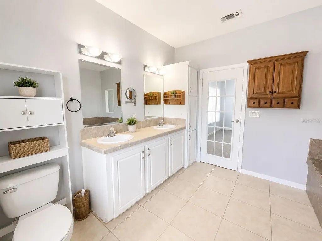 13718 County Road 109d-3 Lady Lake FL 32159