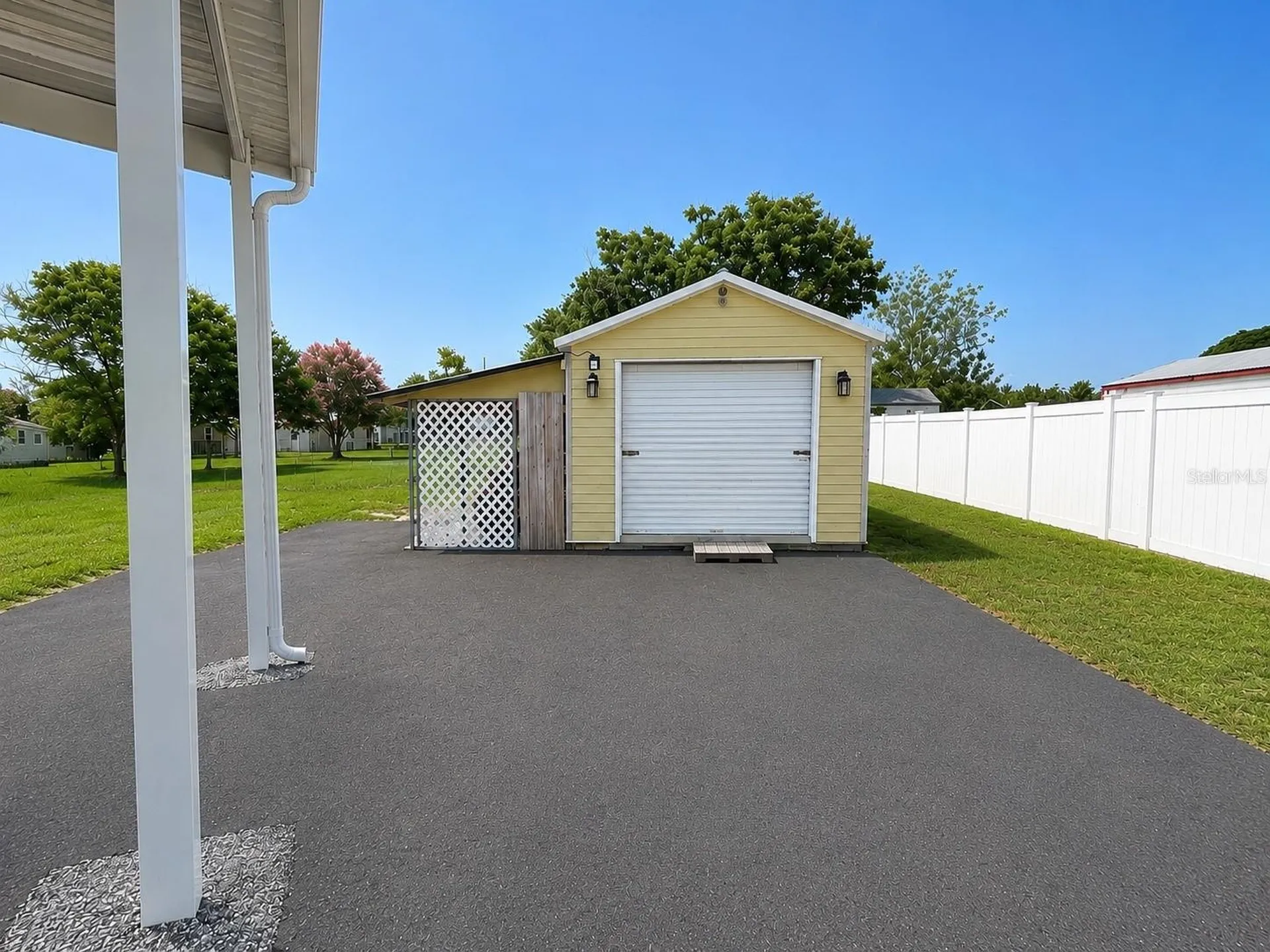 13718 County Road 109d-3 Lady Lake FL 32159