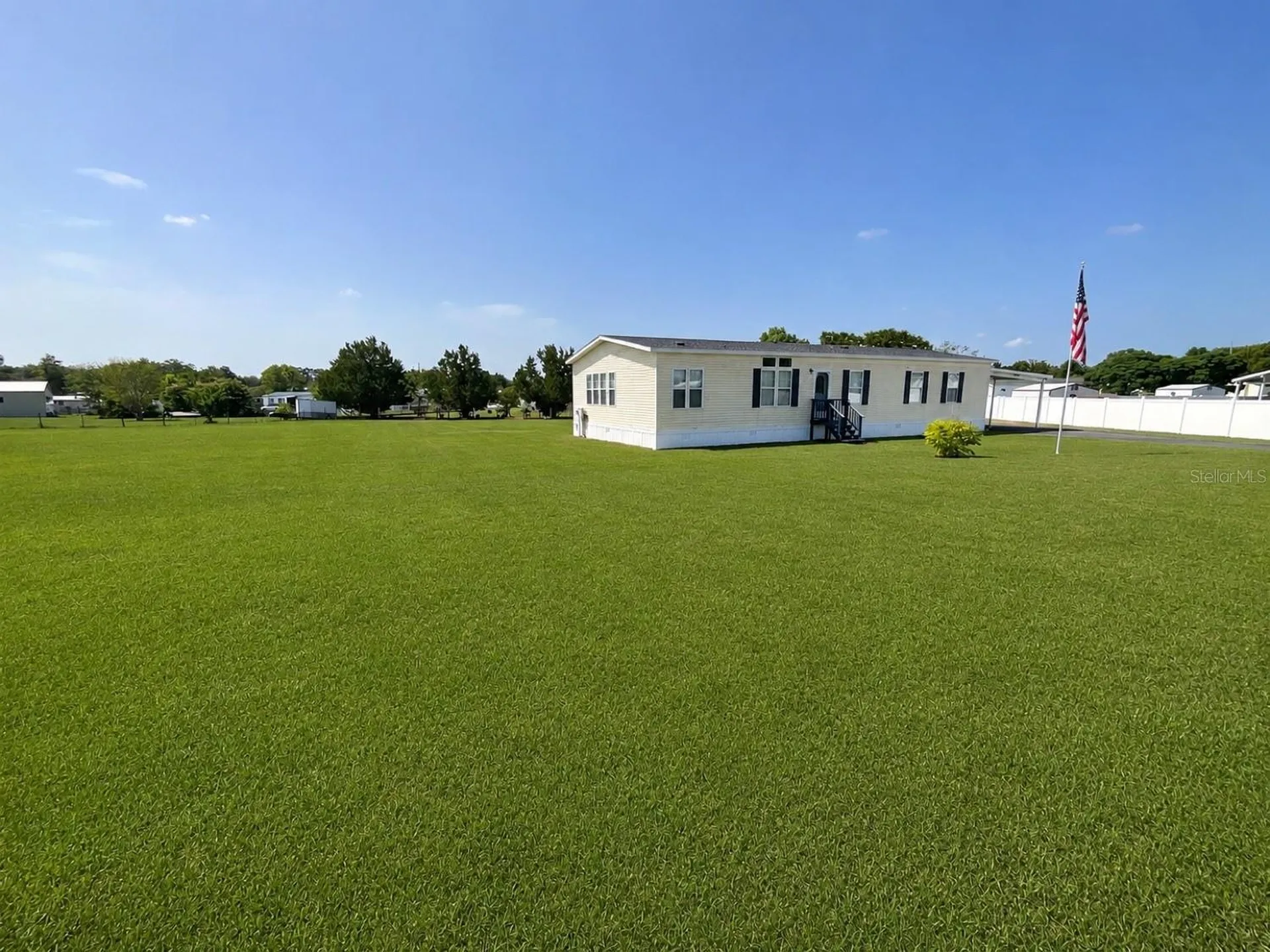 13718 County Road 109d-3 Lady Lake FL 32159