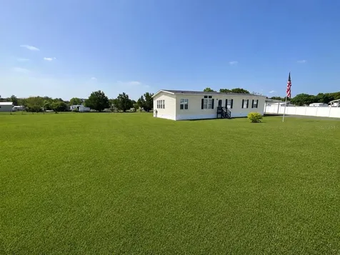13718 County Road 109d-3 Lady Lake FL 32159