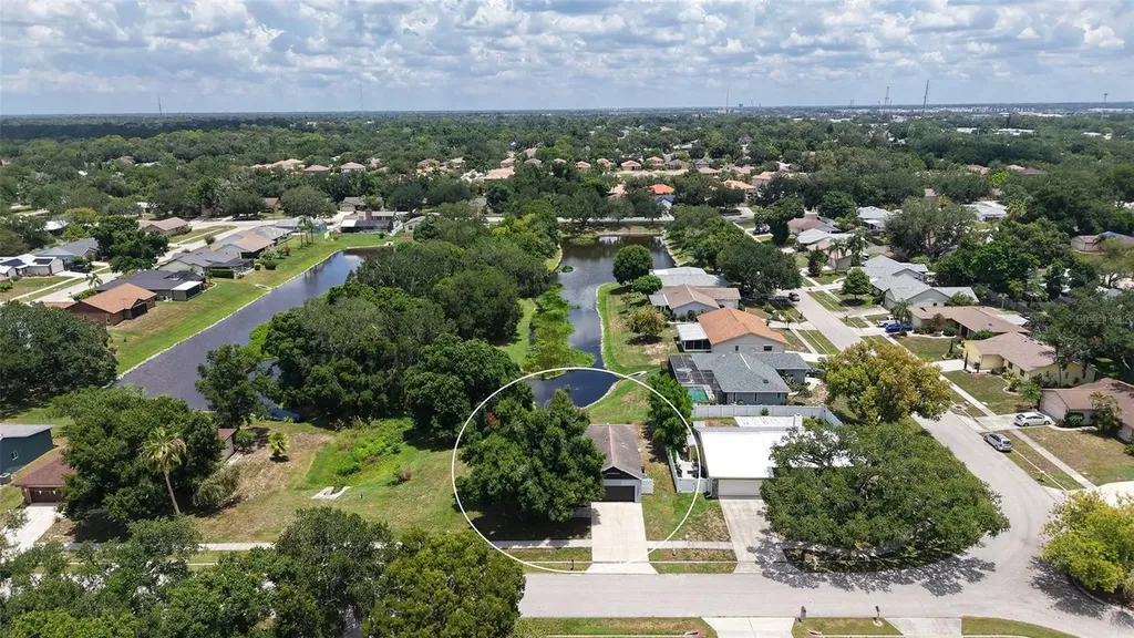 2481 S Scarlet Oak Court Sarasota FL 34232