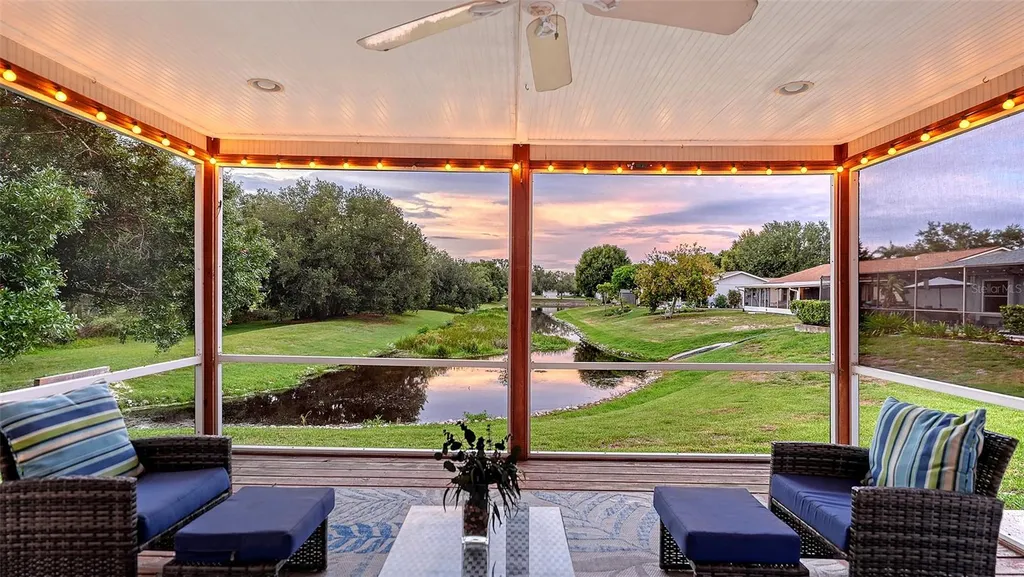 2481 S Scarlet Oak Court Sarasota FL 34232