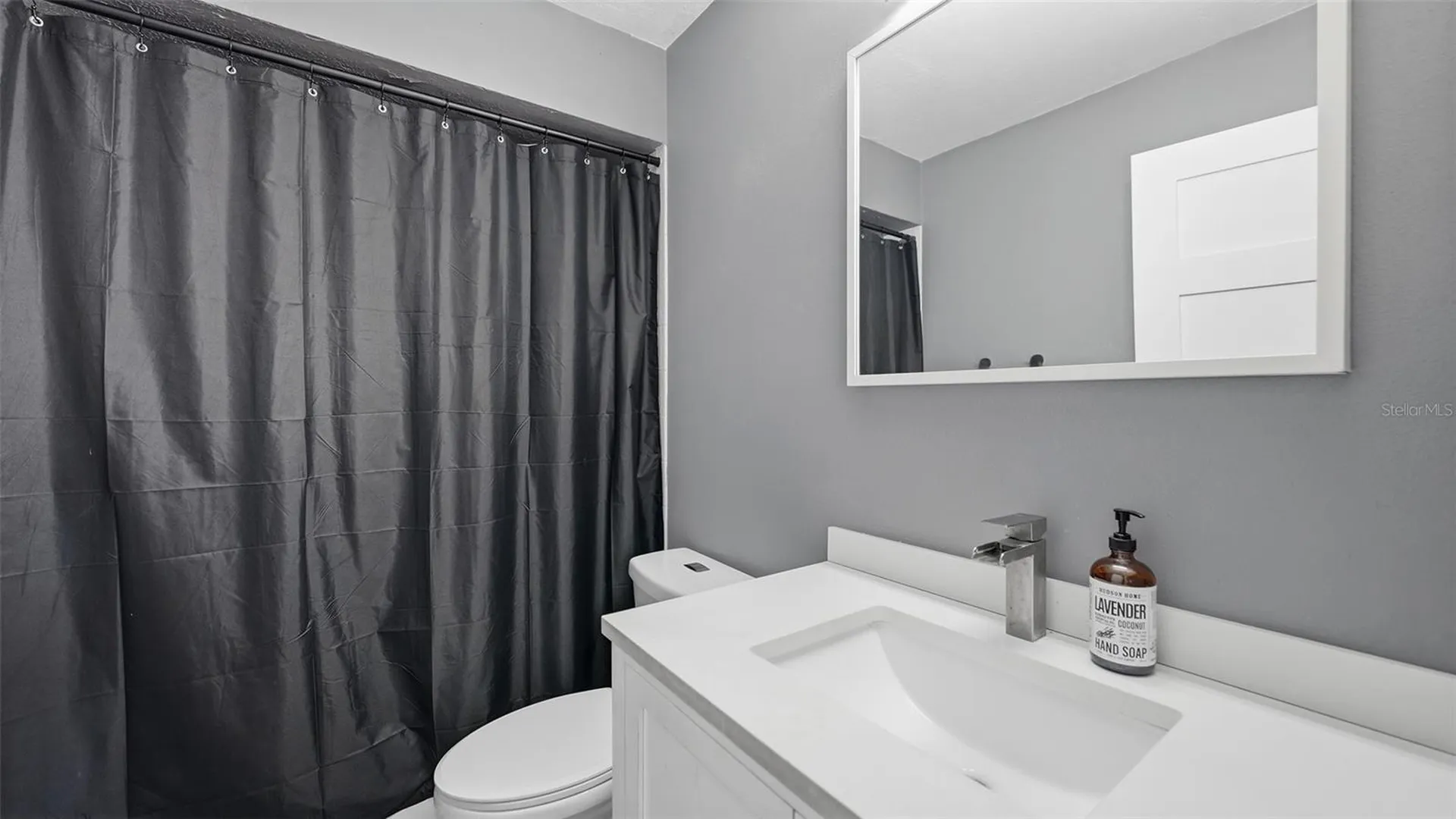 2481 S Scarlet Oak Court Sarasota FL 34232