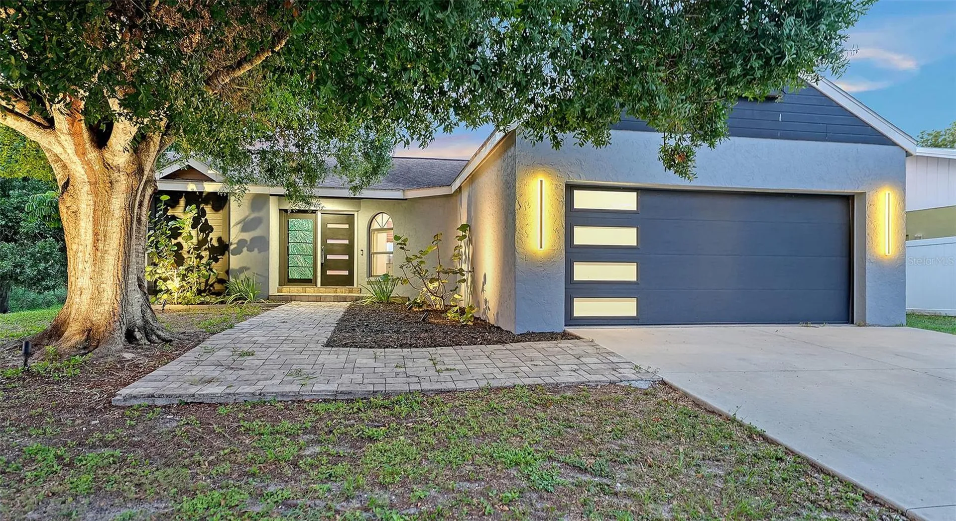 2481 S Scarlet Oak Court Sarasota FL 34232