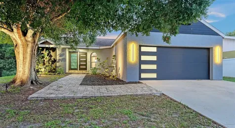 2481 S Scarlet Oak Court Sarasota FL 34232