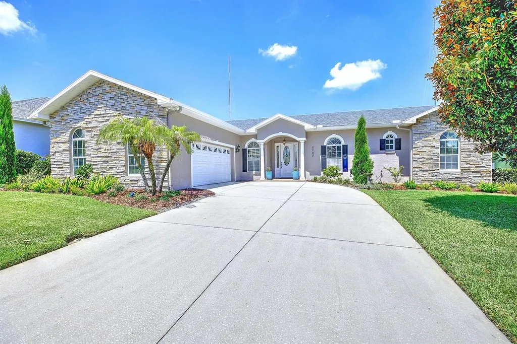 6785 High Knoll Drive Lakeland FL 33813