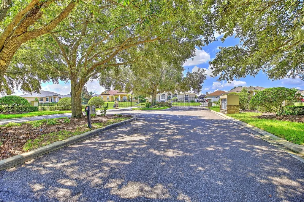 6785 High Knoll Drive Lakeland FL 33813