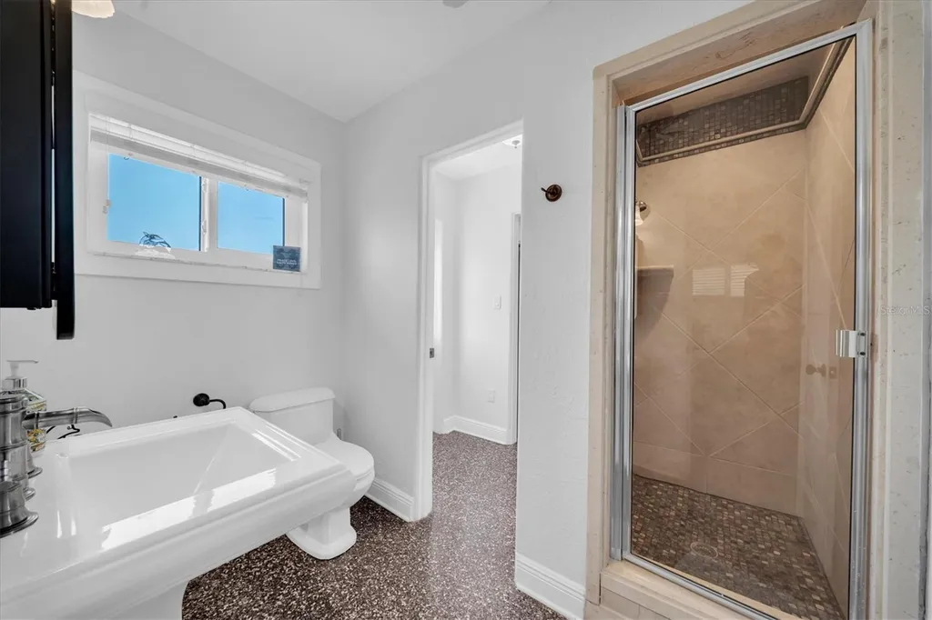 16102 4th Street E Redington Beach FL 33708