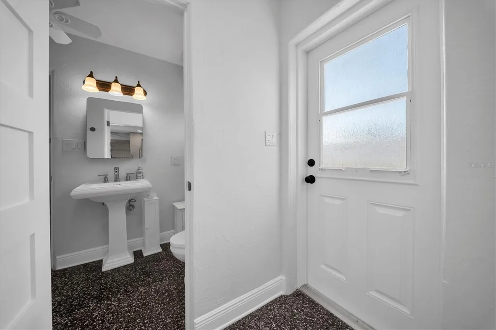 16102 4th Street E Redington Beach FL 33708