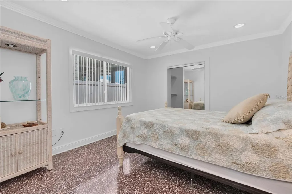 16102 4th Street E Redington Beach FL 33708