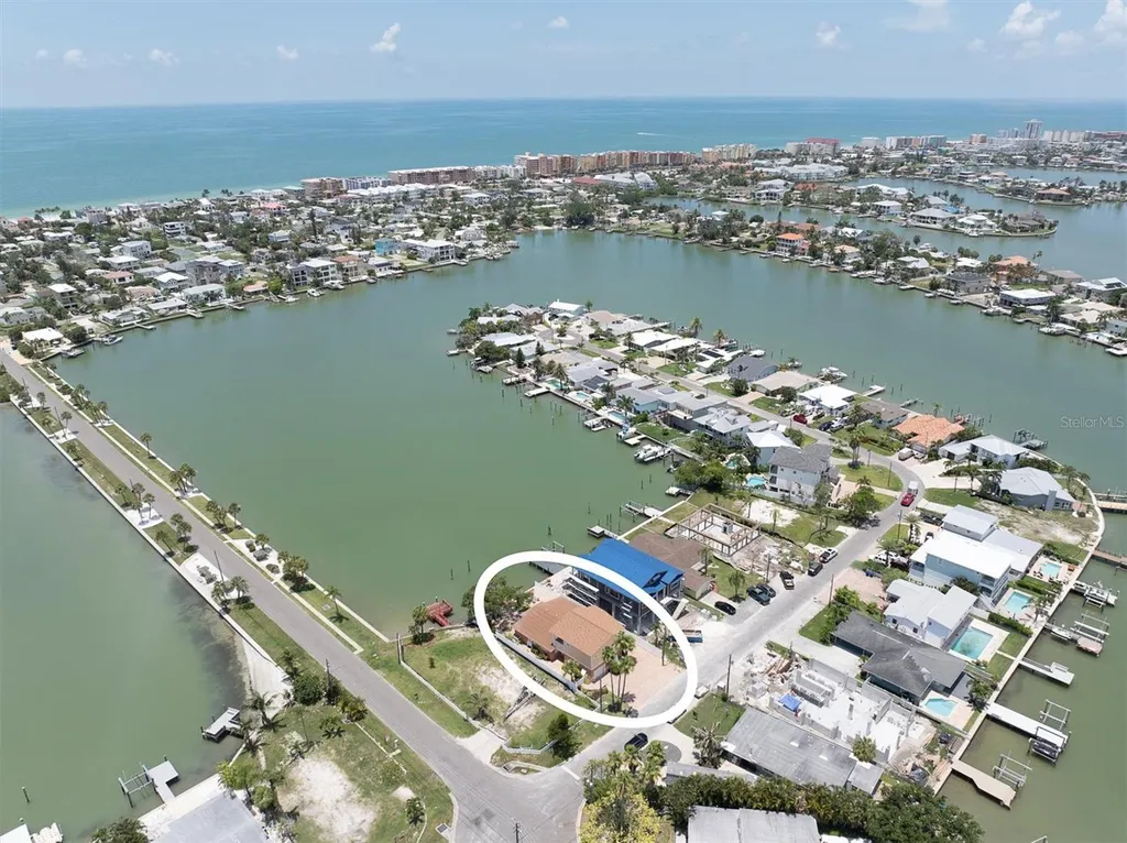 16102 4th Street E Redington Beach FL 33708