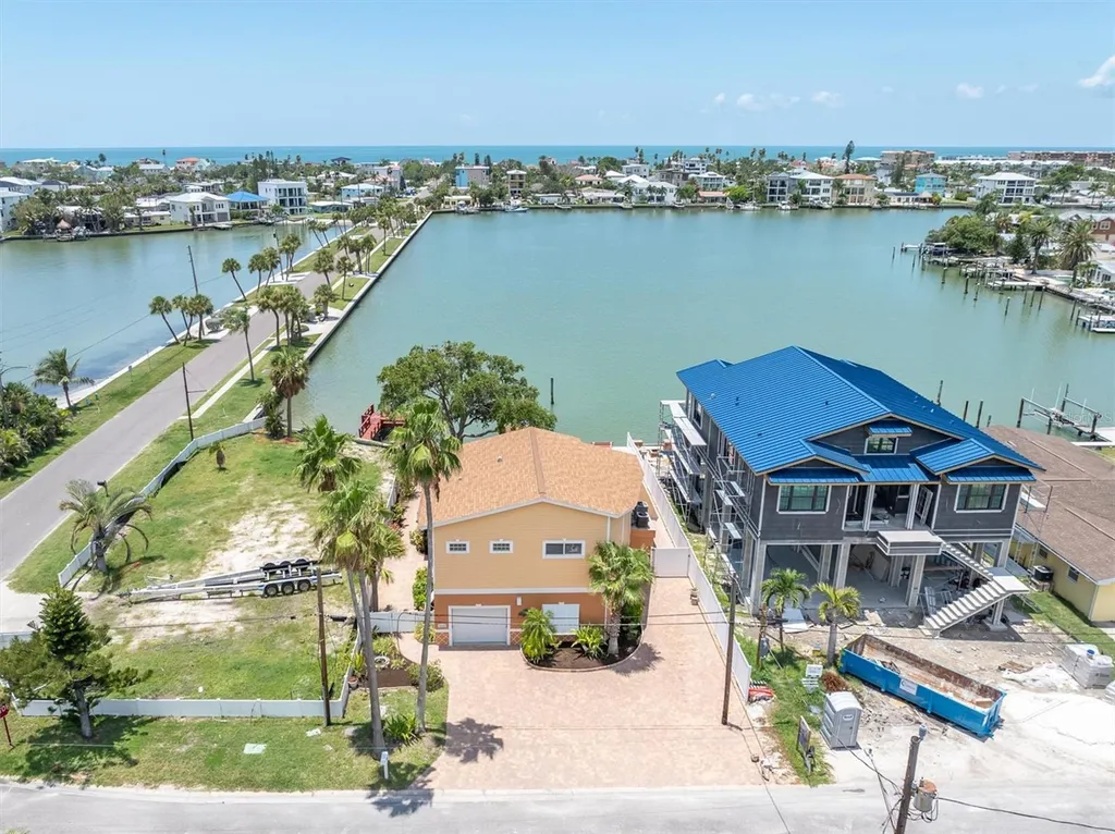 16102 4th Street E Redington Beach FL 33708
