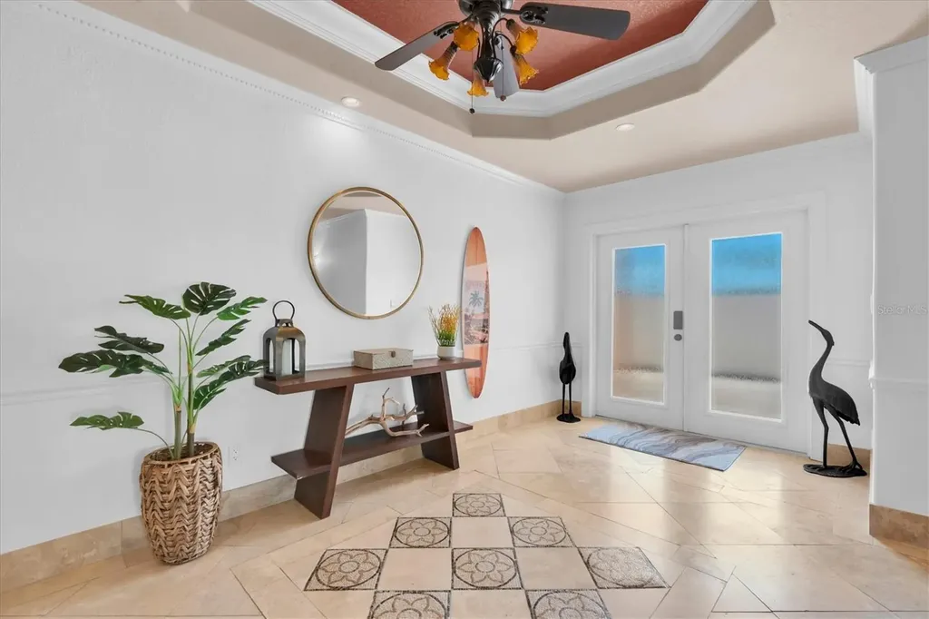 16102 4th Street E Redington Beach FL 33708