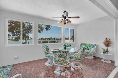 16102 4th Street E Redington Beach FL 33708