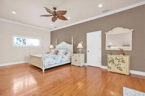 16102 4th Street E Redington Beach FL 33708