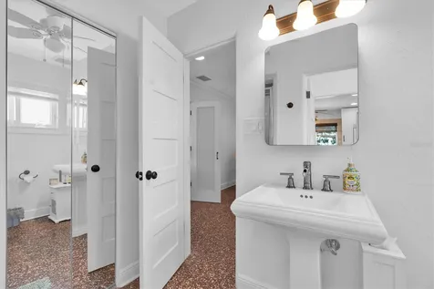 16102 4th Street E Redington Beach FL 33708