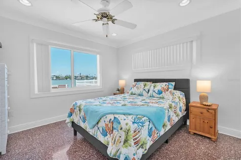 16102 4th Street E Redington Beach FL 33708