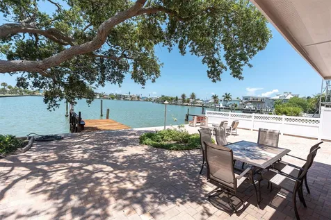 16102 4th Street E Redington Beach FL 33708