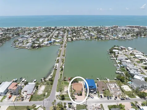16102 4th Street E Redington Beach FL 33708