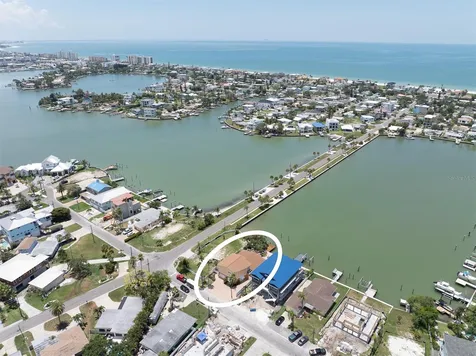 16102 4th Street E Redington Beach FL 33708