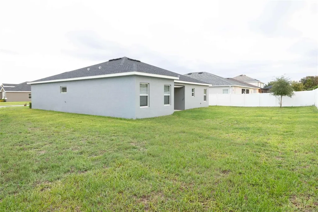 1069 Montgomery Lane Polk City FL 33868