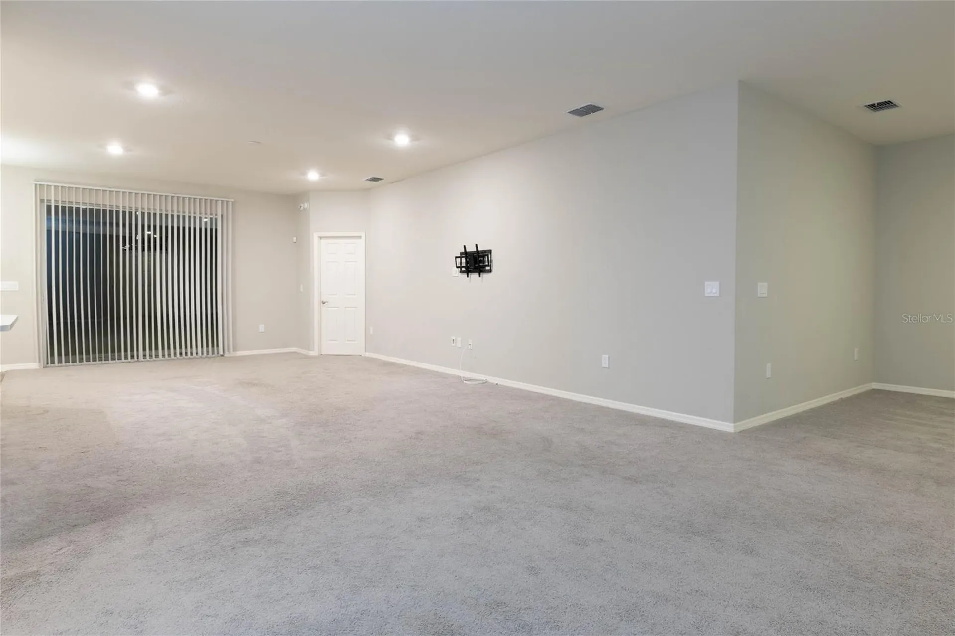 1069 Montgomery Lane Polk City FL 33868