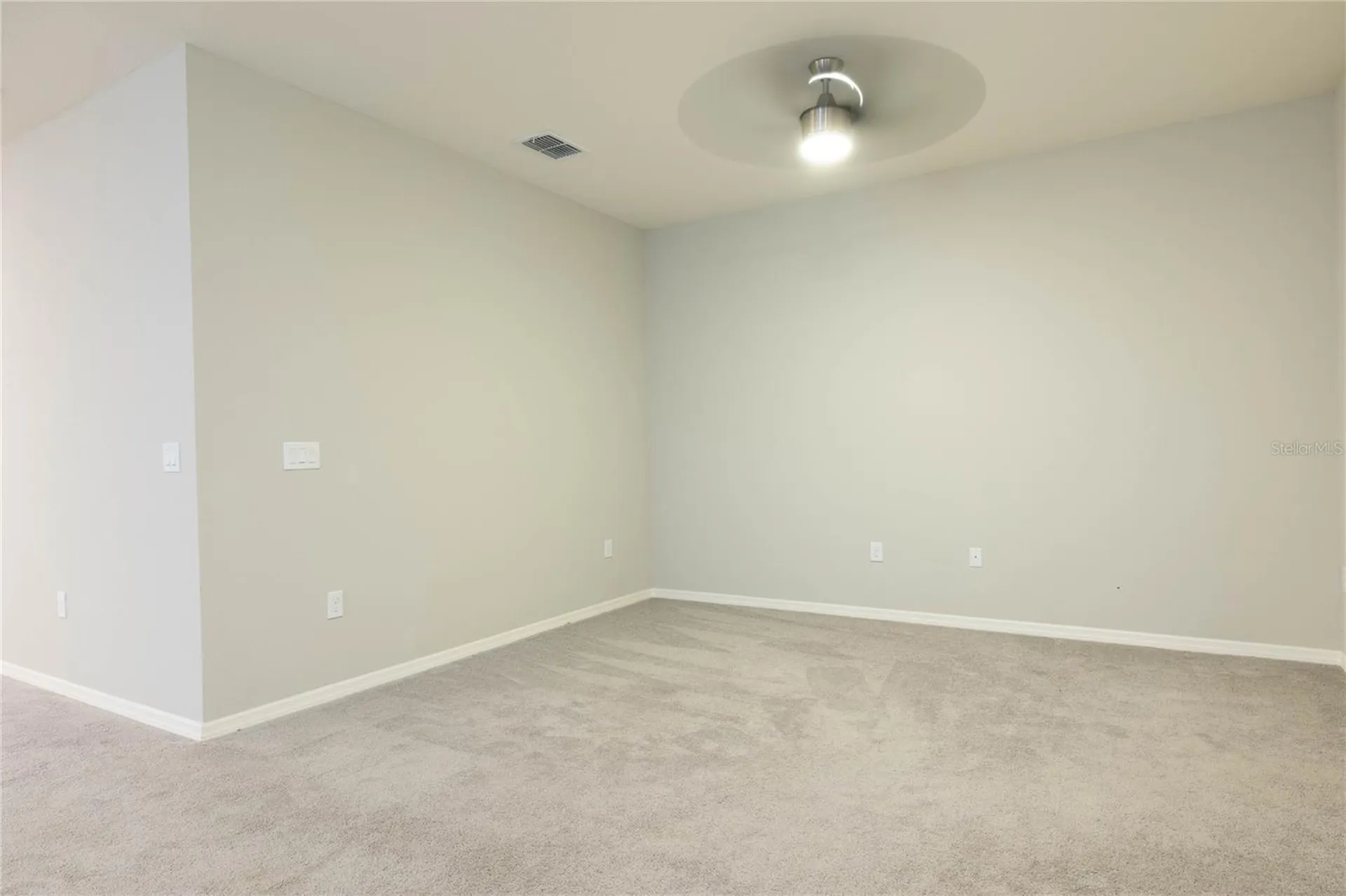 1069 Montgomery Lane Polk City FL 33868