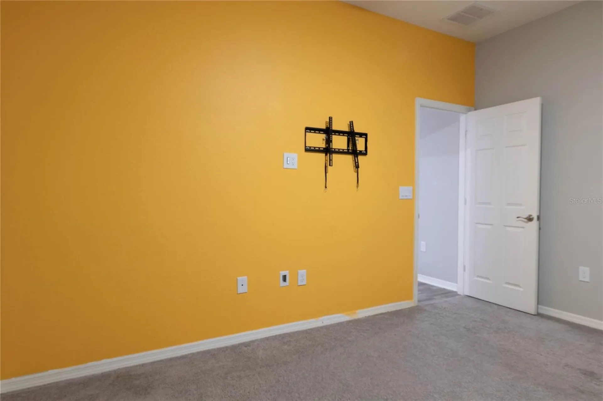 1069 Montgomery Lane Polk City FL 33868