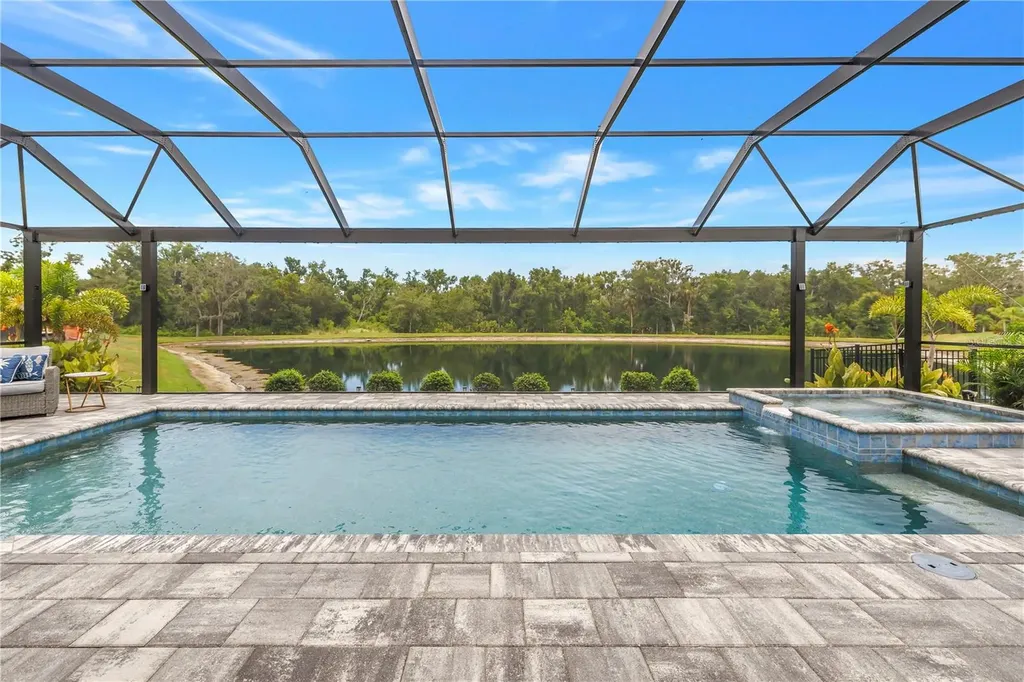 9279 Warm Springs Parrish FL 34219
