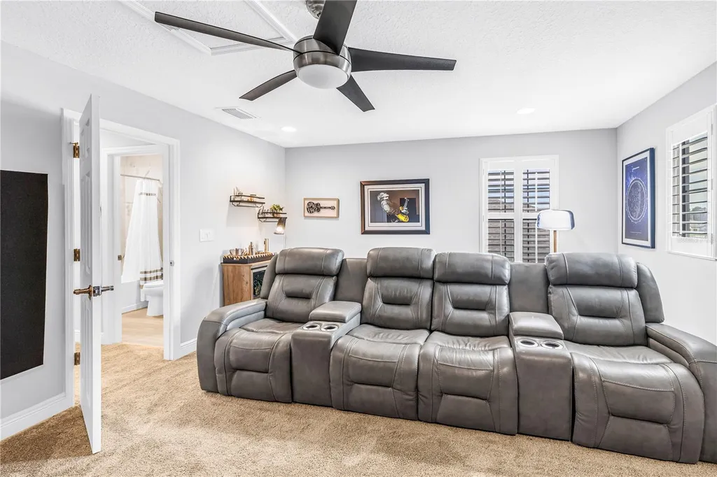 9279 Warm Springs Parrish FL 34219